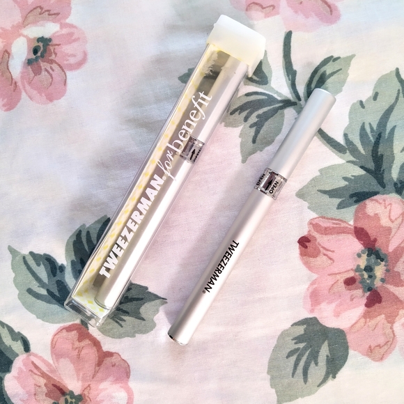 NWT Tweezerman Benefit Brow Shaping Brush Retract - Picture 5 of 5